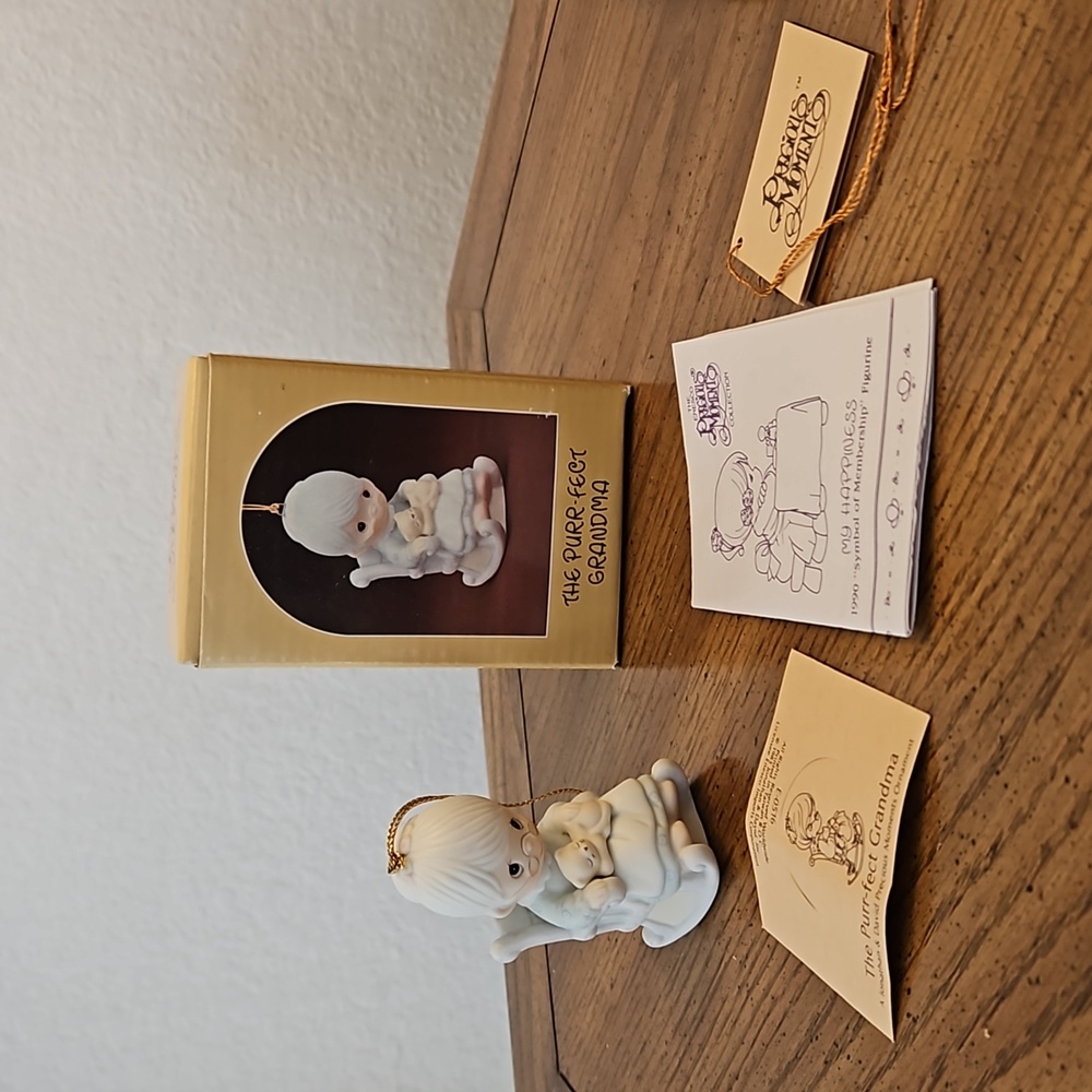 Precious Moments Enesco Ornament Figurine The Purr-fect Grandma Kitty Cat New